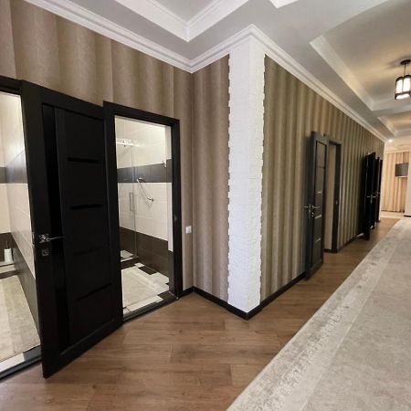 Роща 7 Hotel Бишкек Екстериор снимка
