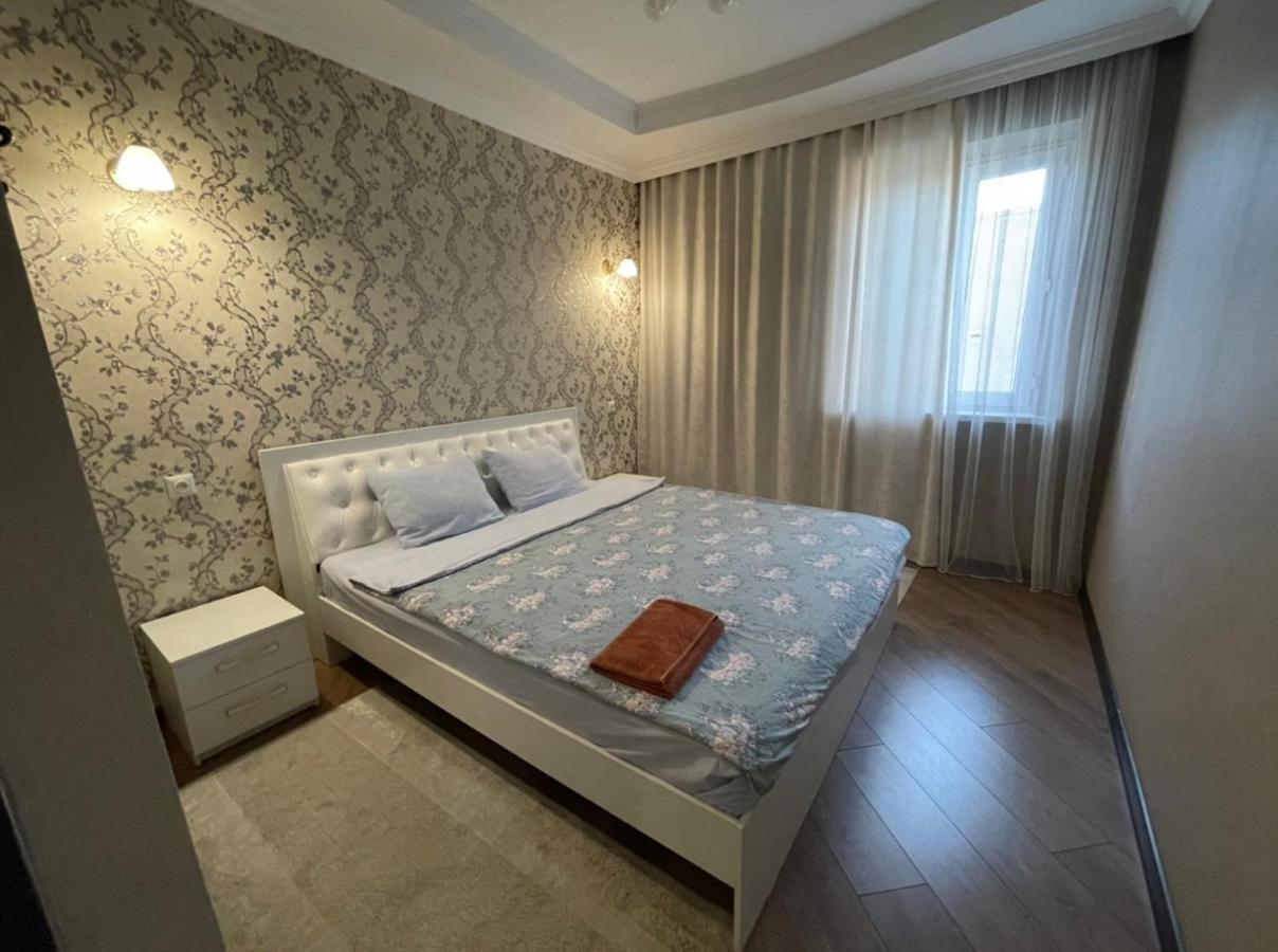 Роща 7 Hotel Бишкек Екстериор снимка